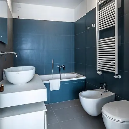 Luvi - Occhialini 5 * Milano